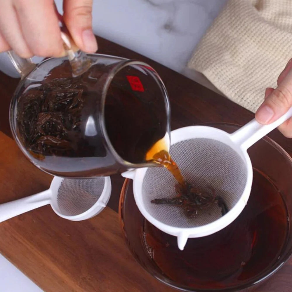 Kitchen Handheld Plastic Sieve Tea Strainer Flour Sifter Filter Reusable Handheld Filter Kitchen Accessories - image 4