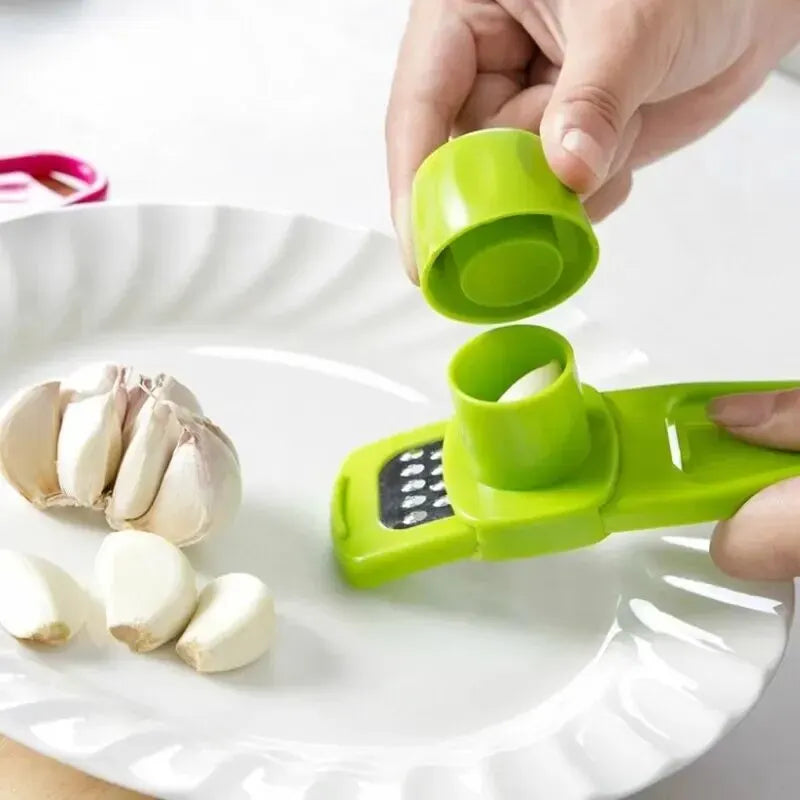 1 Pack Mini Garlic Grinder Creative Garlic Press Kitchen Garlic Mash Manual Garlic Mashing Green Kitchen Gadgets - image 4