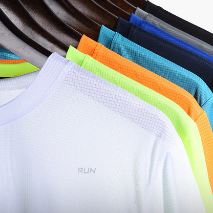 Summer Mens Quick Dry Running Bodybuilding Shirts Sport Gym t Shirt Men Short Sleeve Fitness Tops Oversized t-Shirt Jersey