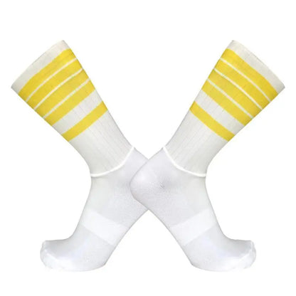 Aero Cycling Summer Anti Socks Whiteline Slip Silicone Socks Men Bicycle Sport Running Bike Socks Calcetines Ciclismo - imag…