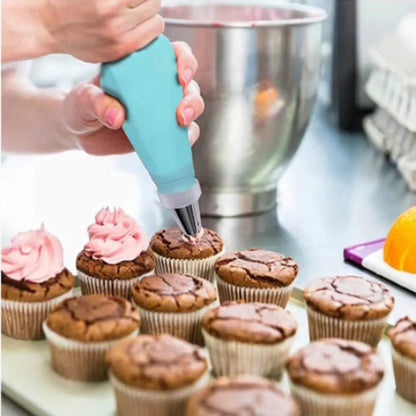 Silicone Piping Bags and Tips Set Cake DIY Decorating Kit with Stainless Steel Nozzle Reusable Silicone Pastry Baking tool -…