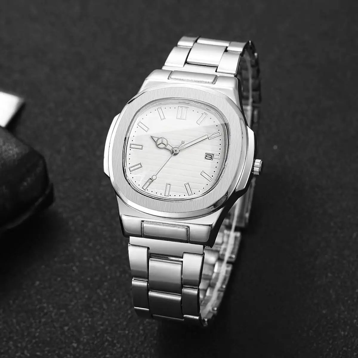 Luxury Men Business Watches Fashion Square Dial Stainless Steel Strap Quartz Watch with Calendar For Mens Clock（Without Box）…