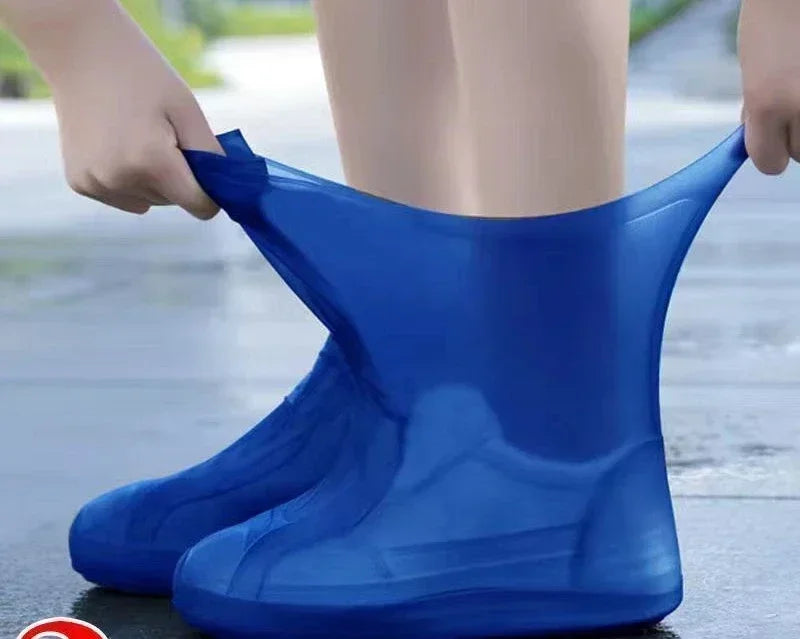 1 Pair Latex Waterproof Shoe Covers Lip-Resistant Rubber Rain Boot Rain Gear Overshoes Accessories for Outdoor Rainy Day - i…